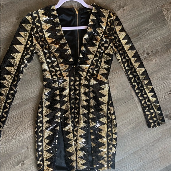 Sequence Dress W/ front Slits - Picture 6 of 12